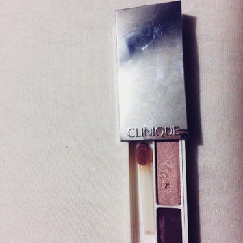 Photo of Clinique Colour Surge Eye Shadow uploaded by Lupita E.