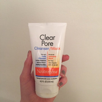 Photo of Neutrogena® Clear Pore Cleanser/Mask uploaded by Holly H.