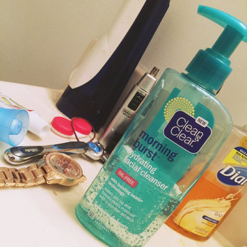 Photo of Clean & Clear® Morning Burst® Hydrating Facial Cleanser uploaded by Kristie W.