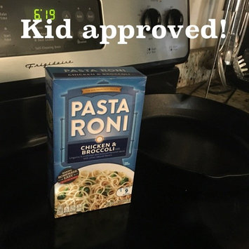 Photo of Pasta Roni Chicken & Broccoli Flavor Pasta uploaded by Wendy M.