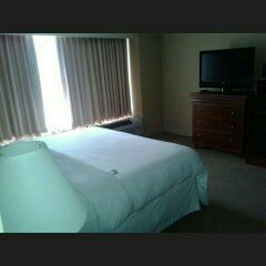 Photo of Sheraton uploaded by Leslie M.