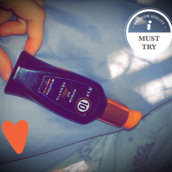 Photo of It's a 10 Miracle Oil plus Keratin uploaded by Sarah V.