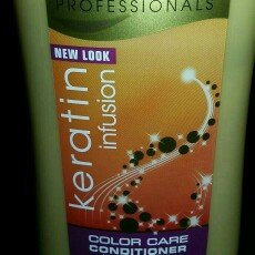 Photo of Suave® Professionals Keratin Infusion Color Care Conditioner uploaded by Claudette N.
