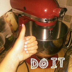 Photo of KitchenAid Classic 4.5 Qt Stand Mixer- White K45SS uploaded by Nathalia D.
