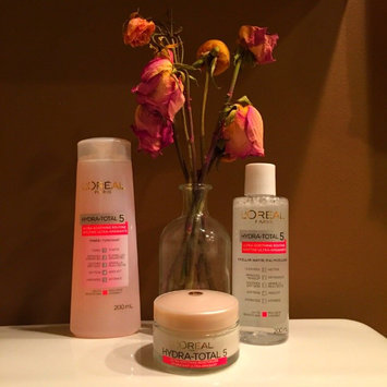 Photo of L’Oréal Paris Hydra-Total 5 Ultra-Soothing Ritual uploaded by Diana R.