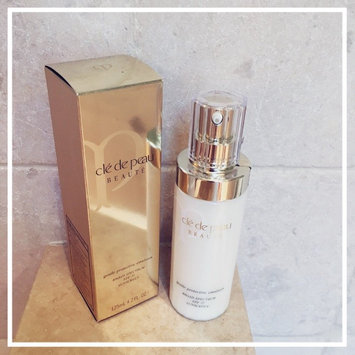 Photo of Clé de Peau Beauté Gentle Protective Emulsion uploaded by Tracy C.