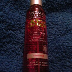 Photo of Andalou Naturals 1000 Roses Floral Toner, 6 fl oz uploaded by laura b.