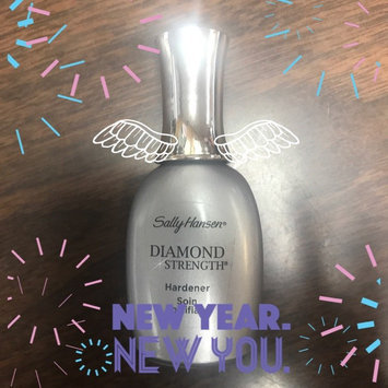 Photo of Sally Hansen® Diamond Strength Instant Nail Hardener uploaded by Emilli M.