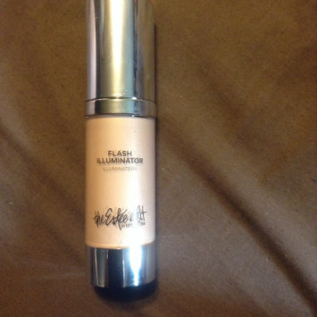 Photo of The Estée Edit by Estée Lauder Flash Illuminator uploaded by Carolyn C.