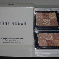 Photo of BOBBI BROWN Brightening Finishing Powder uploaded by Taty D.