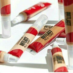 Photo of COVERGIRL Outlast All-Day Soft Touch Concealer uploaded by Katelyn O.