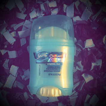 Photo of Secret Outlast Xtend Invisible Solid Completely Clean Antiperspirant/Deodorant uploaded by Mandie B.