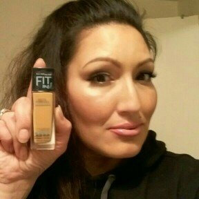 Maybelline Fit Me Matte + Poreless Foundation