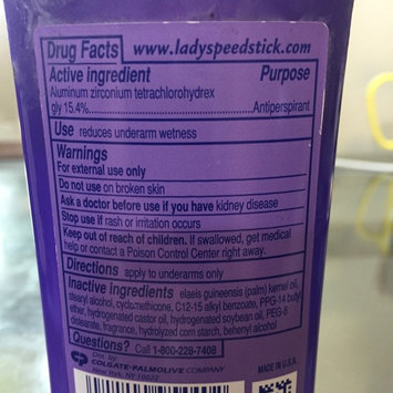 Photo of Lady Speed Stick Invisible Dry Antiperspirant/Deodorant Powder Fresh uploaded by caitlyn p.