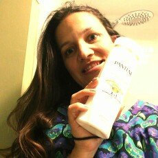 Photo of Pantene Pro-V Reinforcing Anti-Breakage Conditioner uploaded by Candice M.