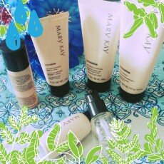 Photo of Mary Kay Timewise Microdermabrasion Set uploaded by Grazielle C.