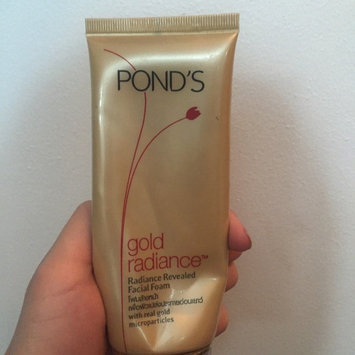 Photo of POND's Gold Radiance Facial Foam uploaded by Ana Paula A.