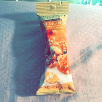 Photo of Sahale Snacks® Honey Almonds Glazed Mix uploaded by Valeska F.