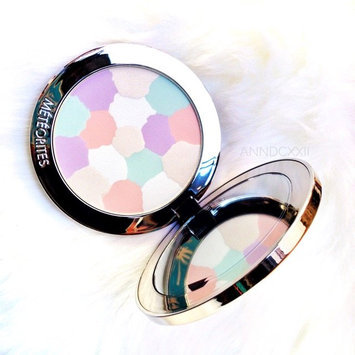 Photo of Guerlain Météorites Compact Light-Revealing Powder uploaded by Ann D.