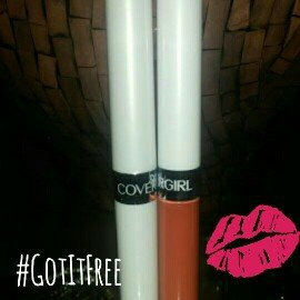 Photo of COVERGIRL Outlast All-Day Custom Reds Lipcolor uploaded by Gabriela A.