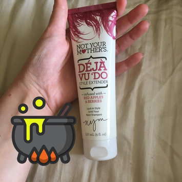 Photo of Not Your Mother’s® Déjà vu ‘Do™ Style Extending Hair Primer uploaded by Britt S.
