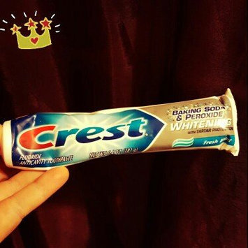 Photo of Crest Baking Soda & Peroxide Whitening Toothpaste With Tartar Protection uploaded by Laura C.