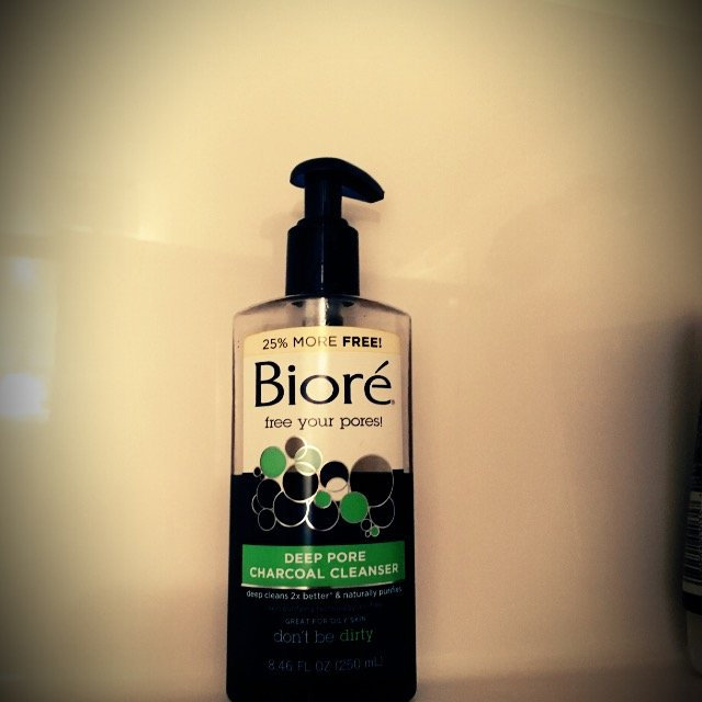 Bioré Deep Pore Charcoal Cleanser