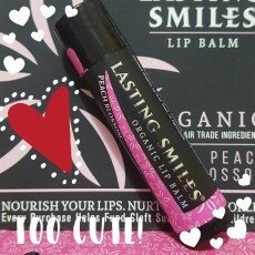 Photo of Lasting Smiles® Peach Blossom Organic Lip Balm-0.15 oz uploaded by Temis P.