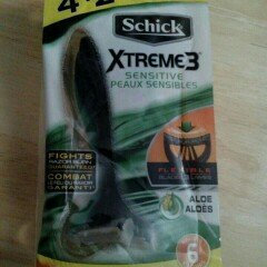 Photo of Schick Xtreme3 Men's Sensitive uploaded by Jennifer H.
