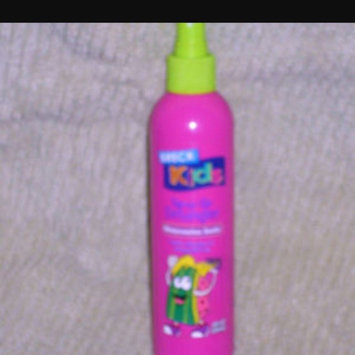 Photo of Breck Kids Spray-On Detangler ~ Watermelon Smile ~ 8 fl. oz. (236 ml) uploaded by Jada D.