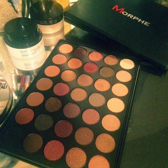 Morphe 35F - Fall Into Frost Eyeshadow Palette