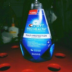 Photo of Crest Pro-health Multi-protection Mouthwash uploaded by Farah B.