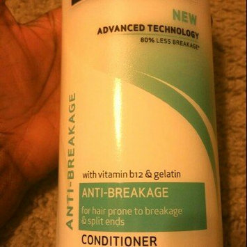 Photo of TRESemmé Anti-Breakage Conditioner uploaded by Nisha Y.