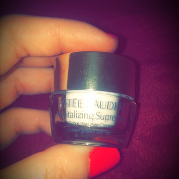 Photo of Estée Lauder Revitalizing Supreme Global Anti-Aging Creme uploaded by guadalupe g.