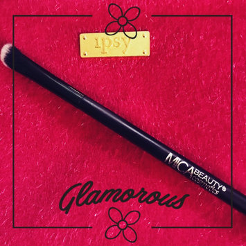 Photo of Micabeauty Angle Eye Shadow Brush uploaded by Christine L.