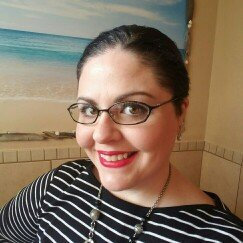 Photo of Smashbox Light it Up Lipstick + Instamatt Set uploaded by Renay P.