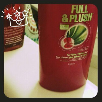 Photo of Garnier Fructis Full & Plush Shampoo uploaded by Susan T.