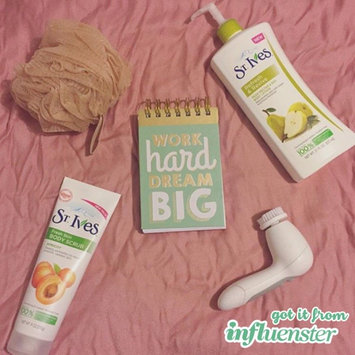 Photo of St. Ives Reviving Pear Nectar & Soy Body Lotion uploaded by Karla H.