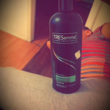 Photo of TRESemmé Renewal Hair & Scalp Shampoo uploaded by Minerva R.