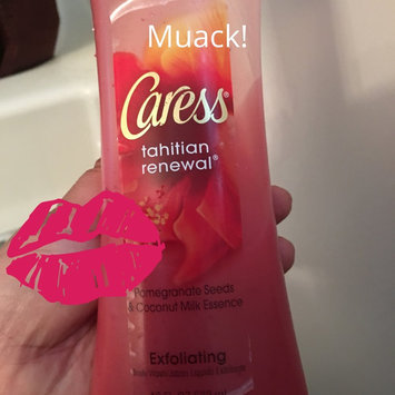 Photo of Caress® Tahitian Renewal™ Exfoliating Pomegranate Body Wash uploaded by Maria C.