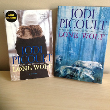 Photo of Lone Wolf by Jodi Picoult uploaded by Cassie P.