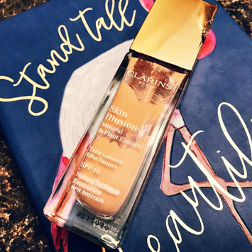 Photo of Clarins Skin Illusion SPF 10 Natural Radiance Foundation uploaded by Daisy