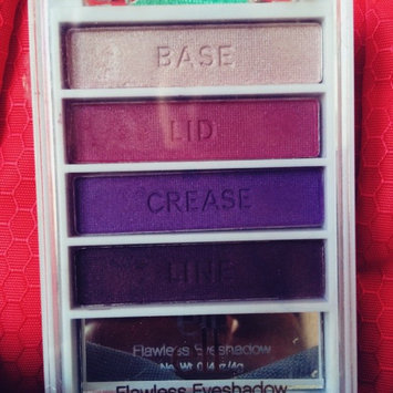 Photo of e.l.f. Cosmetics Eyeshadow Book uploaded by Yannibel P.
