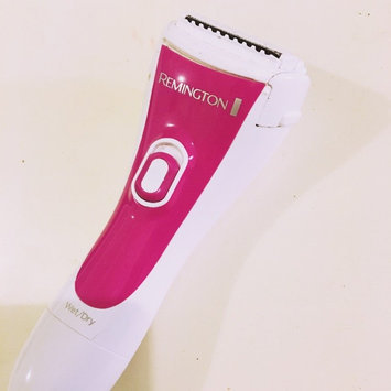 Photo of Remington Smooth & Silky Rechargeable Shaver, Model WDF4840A uploaded by Natalia O.