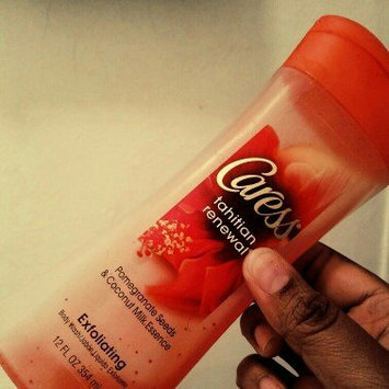 Photo of Caress® Tahitian Renewal™ Exfoliating Pomegranate Body Wash uploaded by Sherise R.
