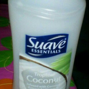 Photo of Suave® Essentials Tropical Coconut Conditioner uploaded by Evelyn feliz B.