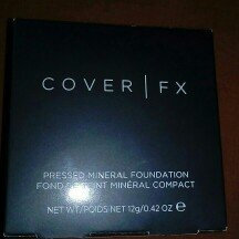 Photo of COVER FX PRESSED MINERAL FOUNDATION uploaded by Celia F.