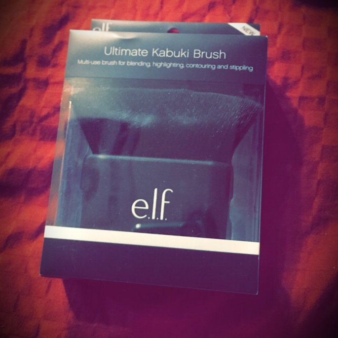 e.l.f. Ultimate Kabuki Brush
