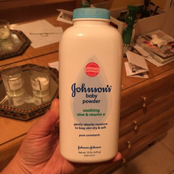 Photo of Johnson's® Baby Pure Cornstarch Powder Aloe Vera & Vitamin E uploaded by Vanessa R.