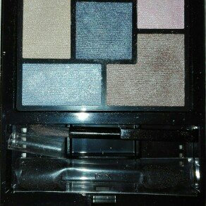 Photo of Yves Saint Laurent Couture Eye Shadow Palette uploaded by Miriam